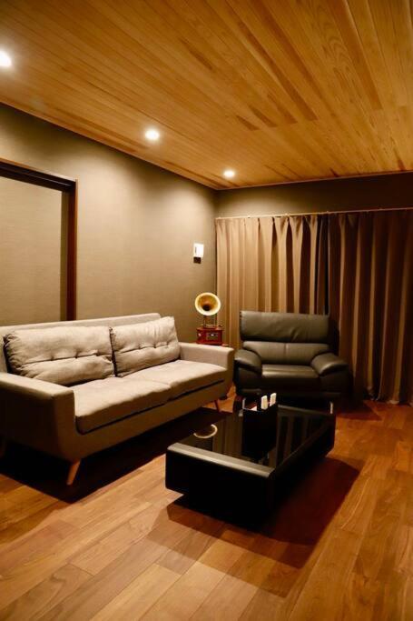 Fujiyoshida Villa *